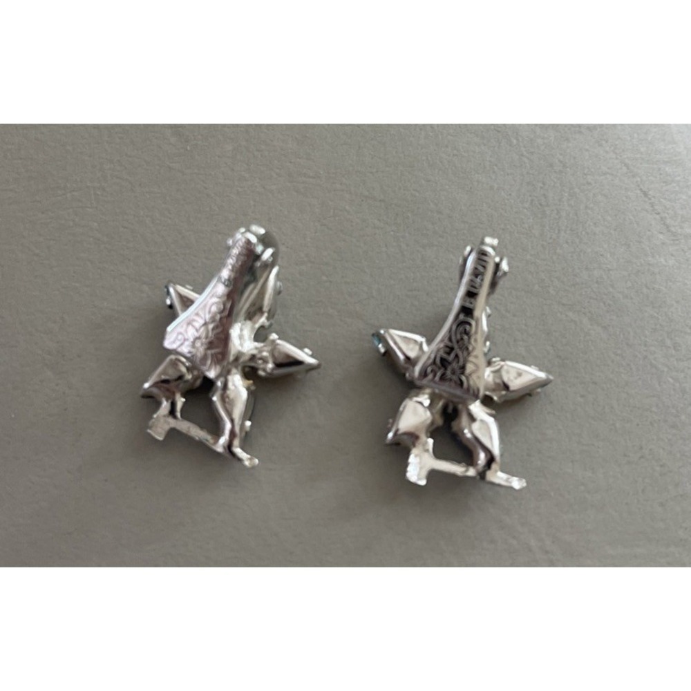 Vintage OES Order of The Eastern Star Silver Tone Crystals Wreath Clip Earrings - Picture 2 of 3